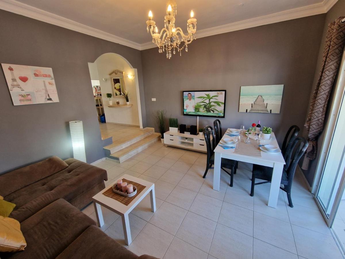 Apartment Campo De Golf 아로나 외부 사진