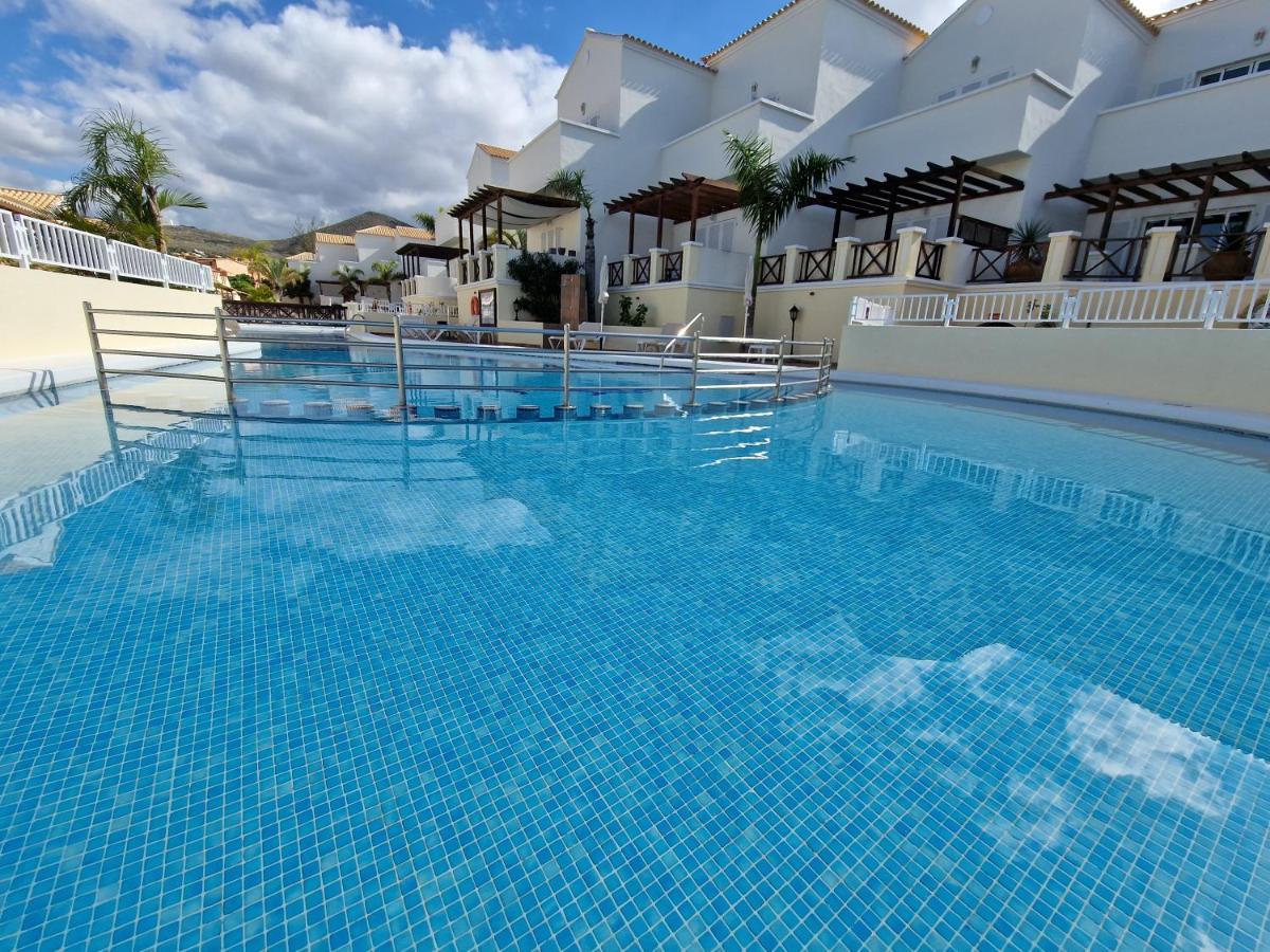 Apartment Campo De Golf 아로나 외부 사진